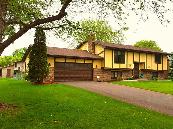 3rd image of 8473 Sumter Cir N