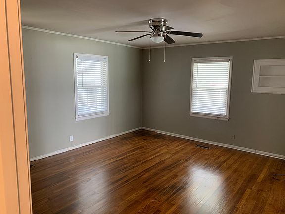 4th image of 413 S 71st Ave E