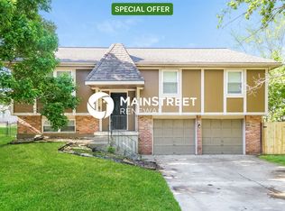 521 Trevis Ave, Belton, MO 64012