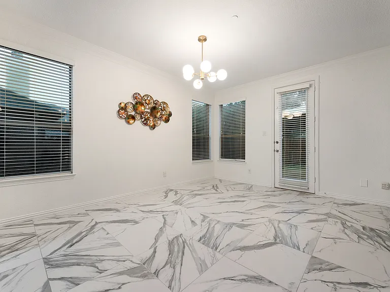 305 Blythe Bridge Dr — Photo 13