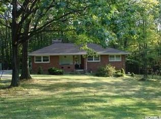 19204 Alexander Rd, Bedford, OH 44146