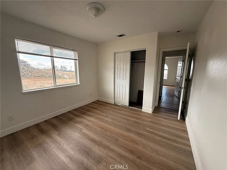 4315 Snowline Rd — Photo 3