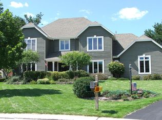 17870 Captains Ct, Brookfield, WI 53045