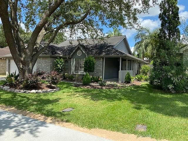 1st image of 6307 Fairbourne Dr