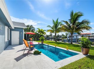 1724 SW Boatswain Pl, Palm City, FL 34990