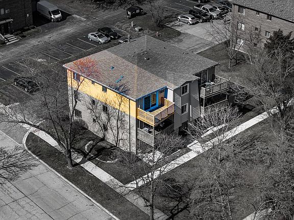 2nd image of 708 W 65th St #5