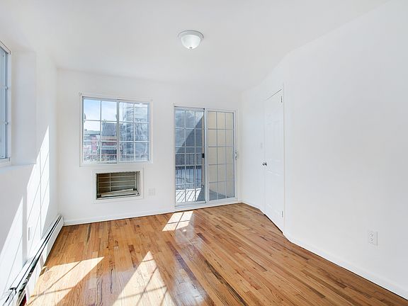 3rd image of 441 E 154th St #1