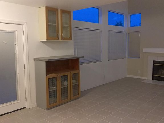 3rd image of 7158 Surreywood Way