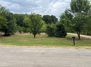 2013 Spring Ct, Azle, TX 76020