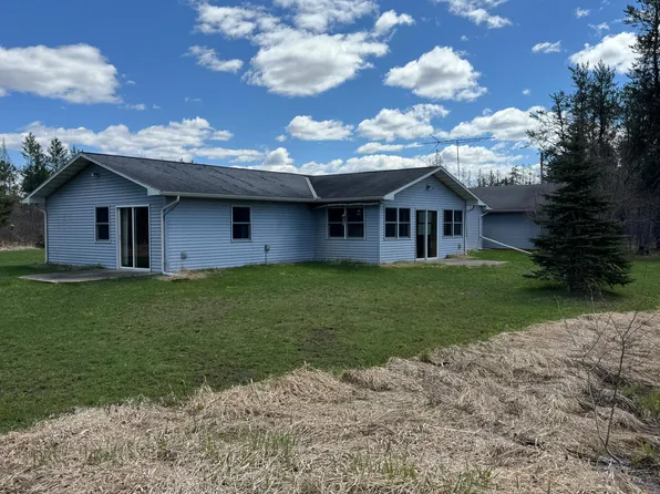 45293 Oak Leaf Rd, Sturgeon Lake, MN 55783