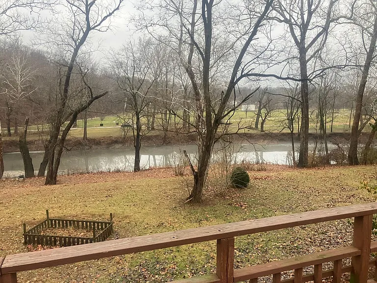 912 Wayne Ct — Photo 11