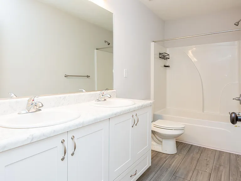5105 Heathbrook Dr — Photo 15