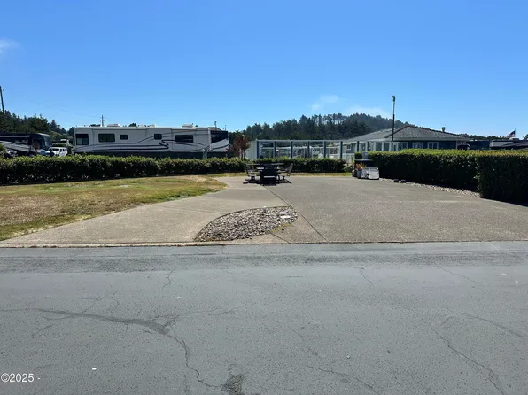 6225 N Coast Hwy ##95, Newport, OR 97365