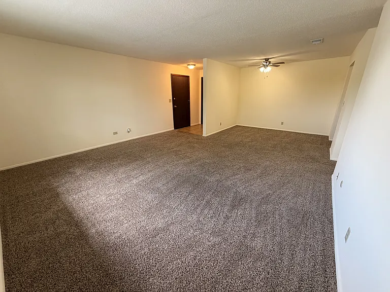 Kimberly Club Apartments — Photo 125