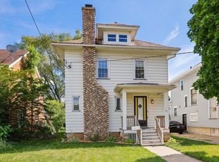 421 Seminary Ave, Aurora, IL 60505