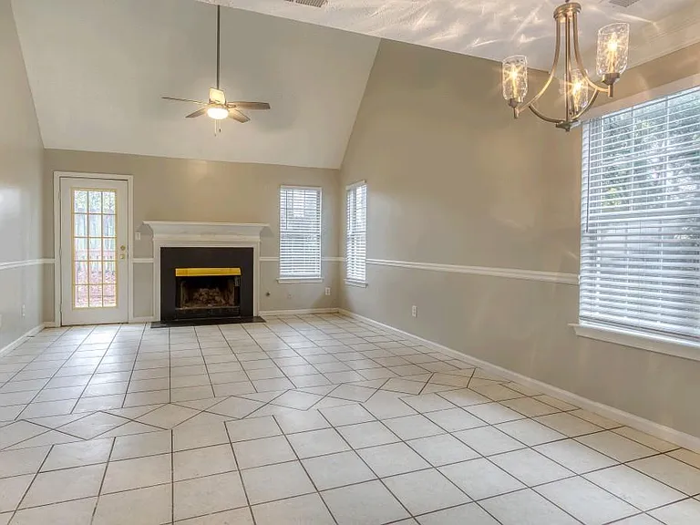 3036 Regal Park Ct — Photo 25