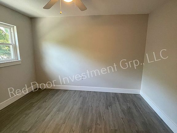 5th image of 1613 Illinois St Unit 4