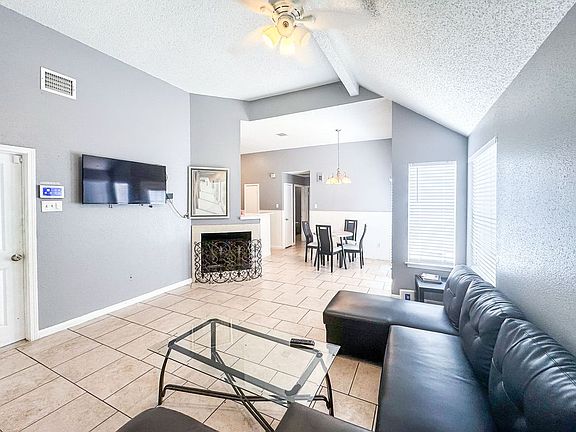 3rd image of 18579 N Lyford Dr