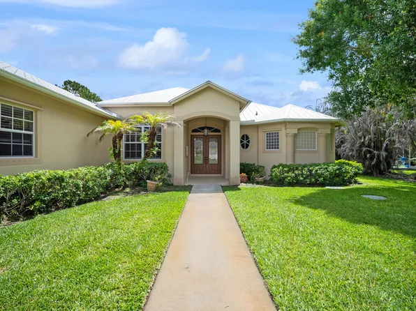1106 SW THOREAU Court, Palm City, FL 34990