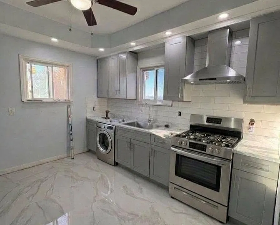 398 Davis Ave #1