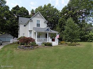 11005 68th Ave, Allendale, MI 49401