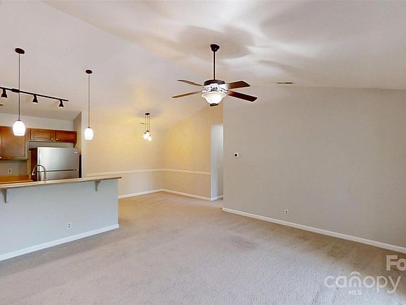5th image of 89 Morningside Ln