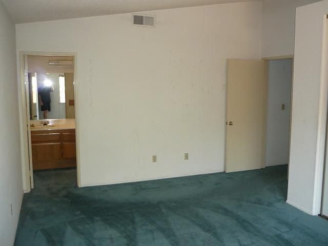 1st image of 13055 Bagatelle St