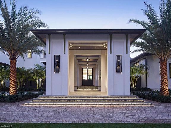 3rd image of 3220 Rum Row