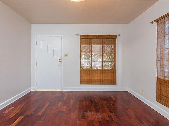 3rd image of 1305 E 25th Ave