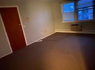 890 York Ave #5, Pawtucket, RI 02861