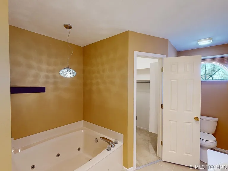 7434 S 95th East Ave — Photo 21