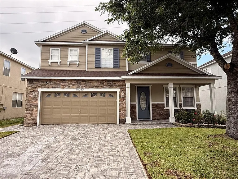 10030 Stratford Pointe Ave — Photo 1