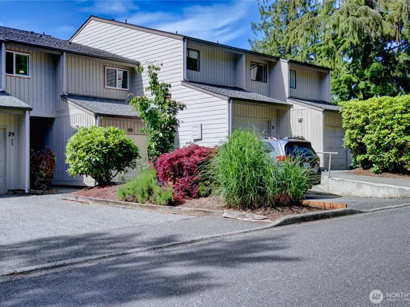 1 Lake Louise Drive #31, Bellingham, WA 98229