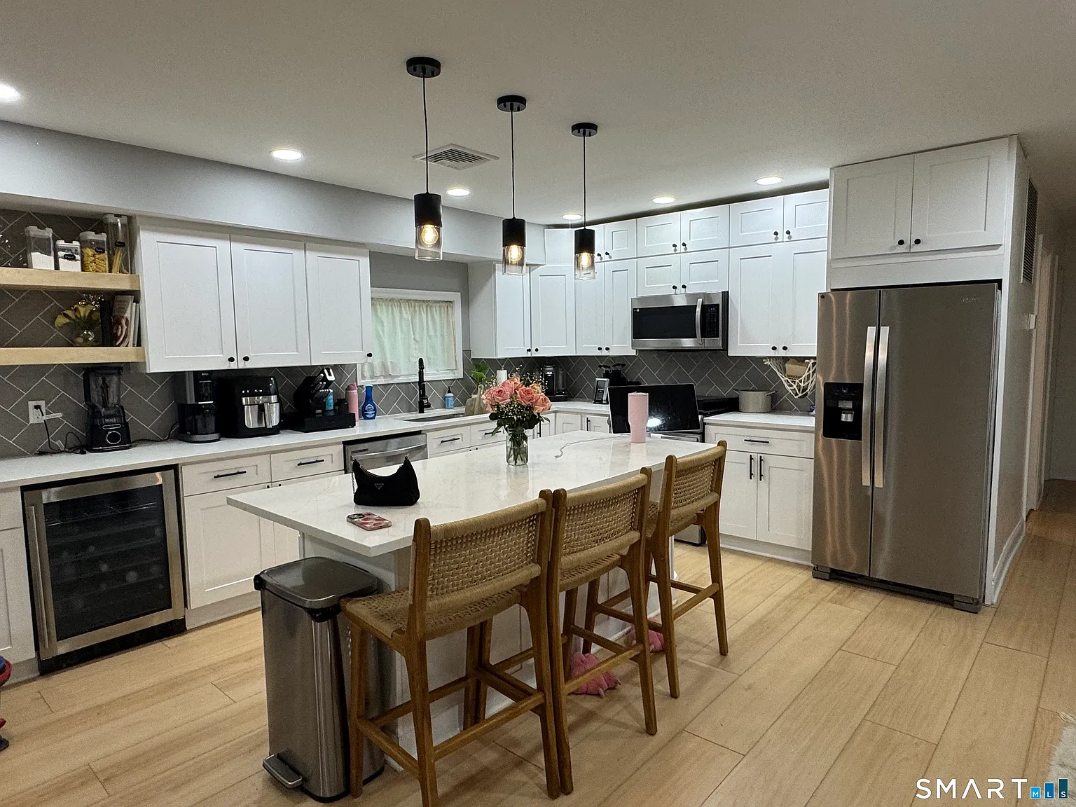 3 bed, 2.5 bath, 1920 sqft, $4,600 — Photo 4