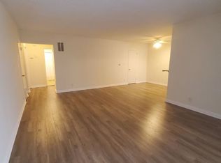 911 S Sherbourne Dr #102, Los Angeles, CA 90035