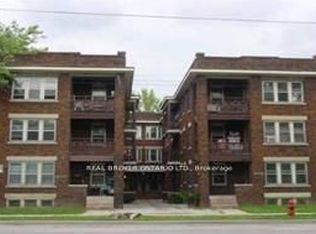 983 Main St E #3, Hamilton, ON L8M 1N3
