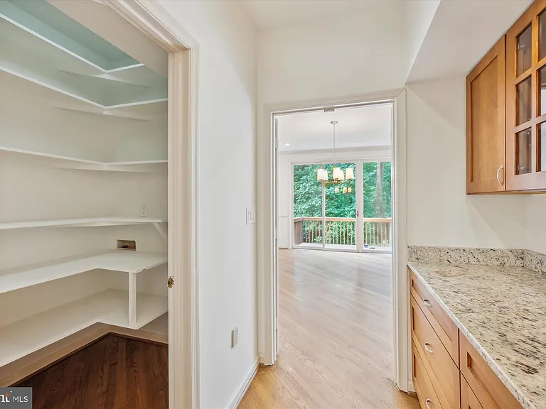 6 Goldleaf Ct — Photo 12