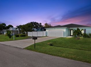 2749 SE Rawlings Rd, Port Saint Lucie, FL 34952