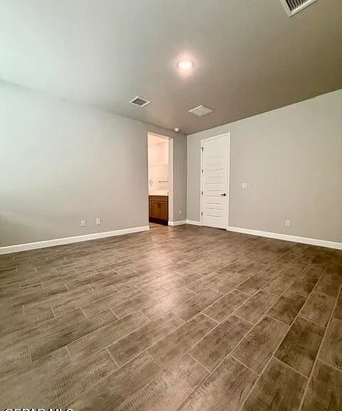 13972 Summer Valley Ave — Photo 16