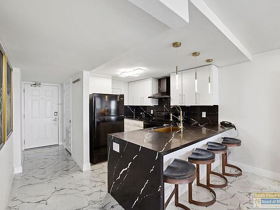 3rd image of 500 Padre Blvd #607