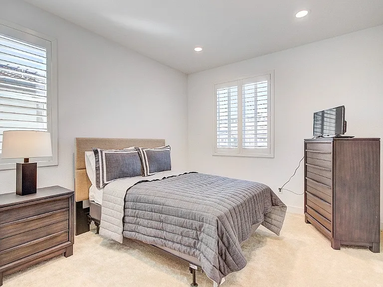 17700 Ridgeline Ct — Photo 10