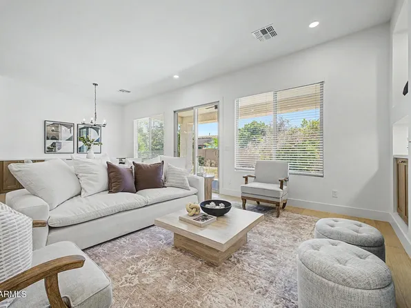 4429 E DOWNING Circle, Mesa, AZ 85205