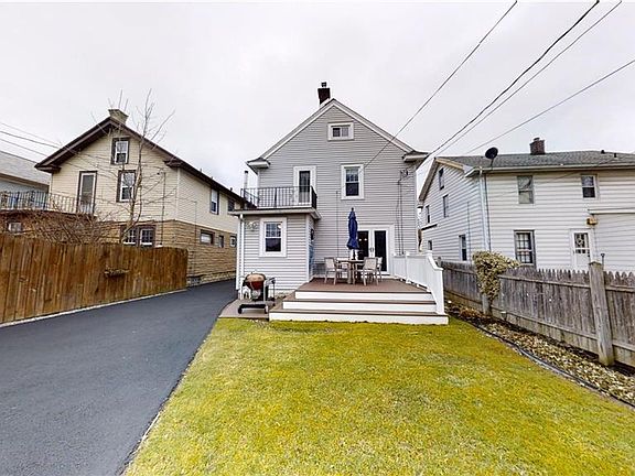 2nd image of 62 Princeton Blvd