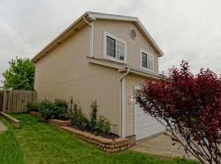17032 Sprague St, Omaha, NE 68116