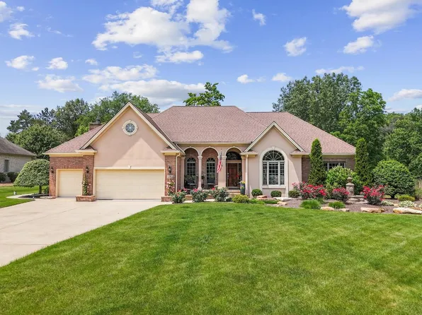 13618 Waite Ct, Crown Point, IN 46307