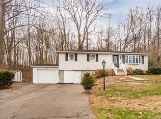 21 Sherwood Dr, Prospect, CT 06712
