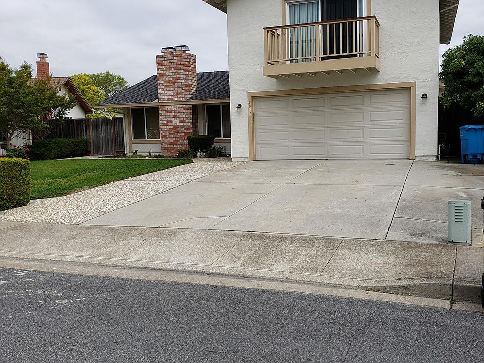1st image of 4917 Avenida De Angelina