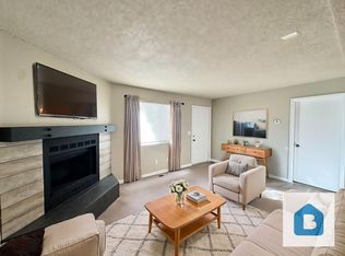 1017 Bennett Ave APT B, Colorado Springs, CO 80909