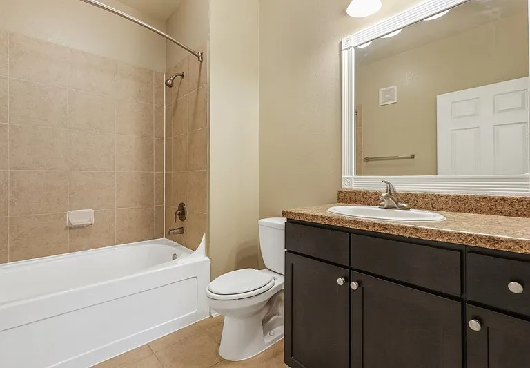 Lantower Cypress Creek — Photo 23