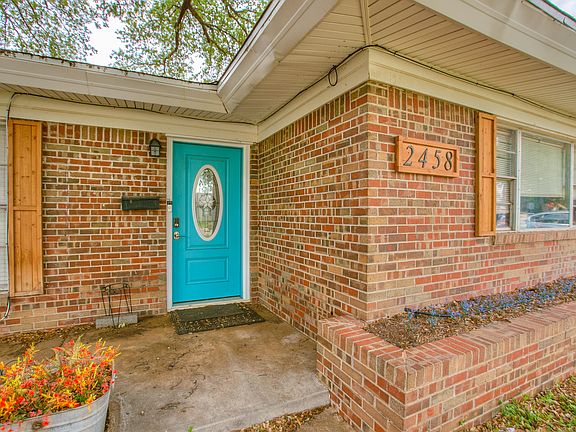 2nd image of 2458 Douglas Dr